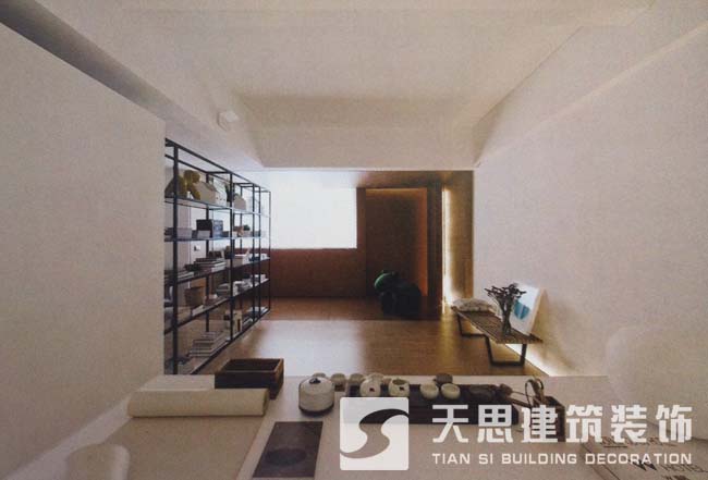 <a href=http://lwwtgwq.cn/ target=_blank class=infotextkey>合肥辦公室裝修</a>側(cè)面書(shū)架